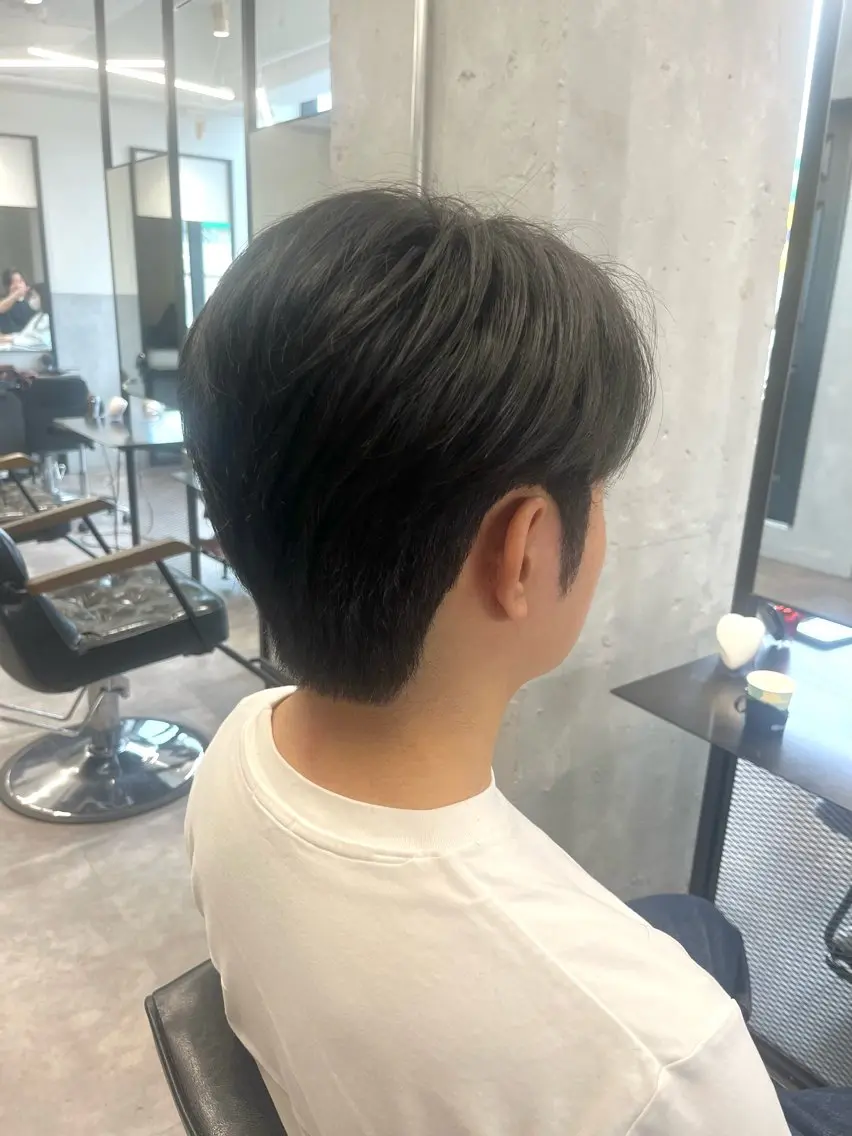 🇰🇷メンズカット+ダウンパーマ🇰🇷八が張る、襟足のくせに悩んでる方必見…🤔💭の写真