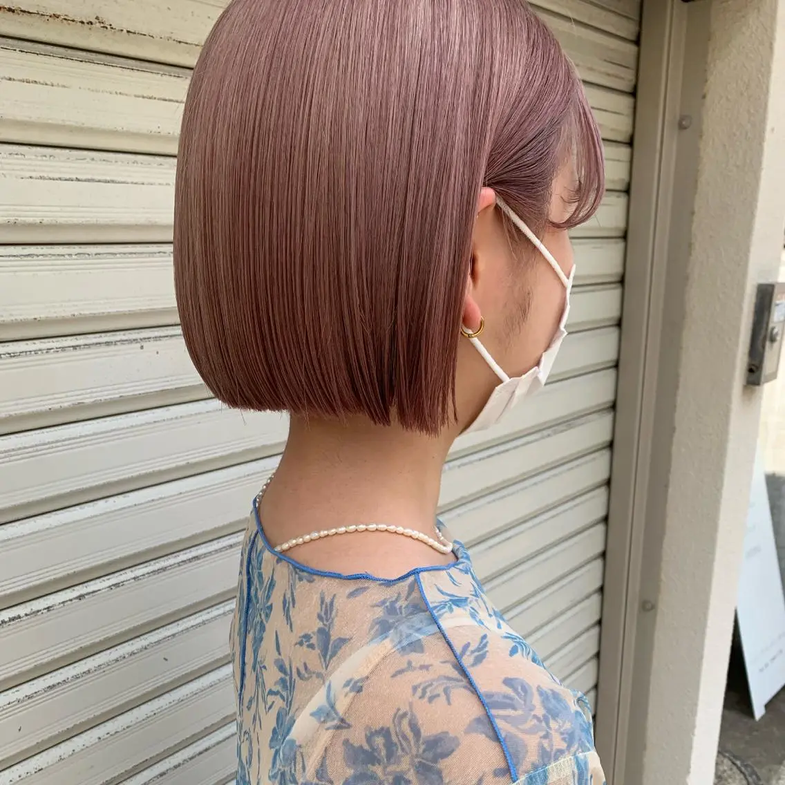ショート カラー wakana/ 柔らかベージュカラーのヘアスタイル