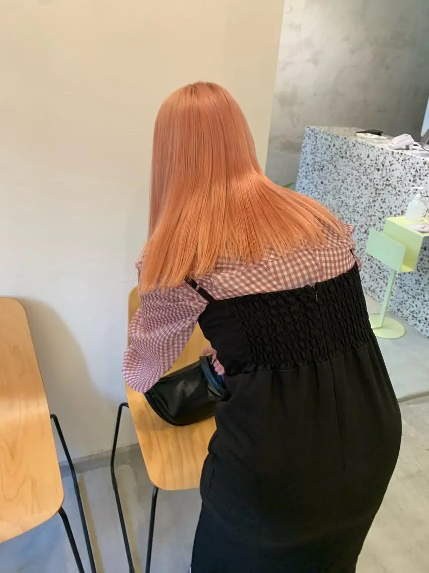 セミロング HITOMI 福岡パーマのヘアスタイル
