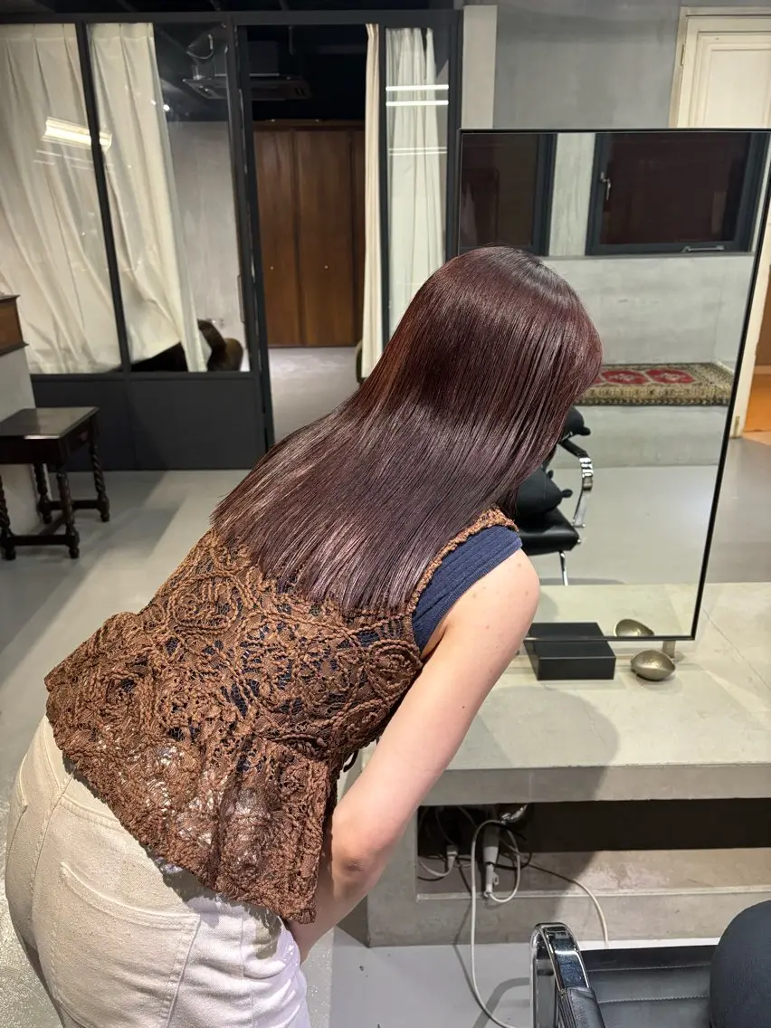 ロング カラー 井上 愛梨のヘアスタイル