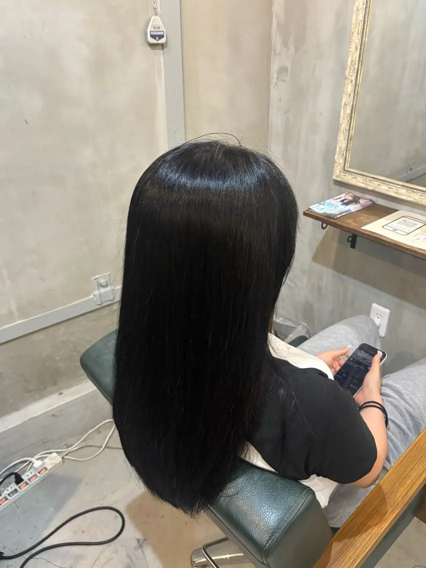 セミロング 🙂‍↕️吉岡 輝要/カラーモデルのヘアスタイル