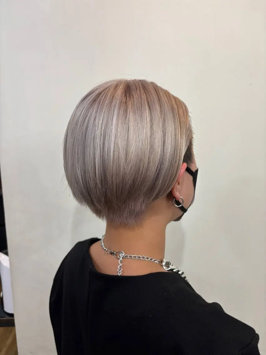 ショート カラー ヘアカラー トリートメント SHO 👻原宿 /艶カラーのヘアスタイル