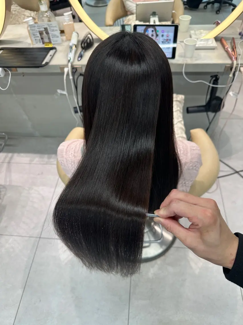 セミロング カラー カット 縮毛矯正 トリートメント 《髪質改善✖️オリー ブ🧸》小嶋拓也のヘアスタイル