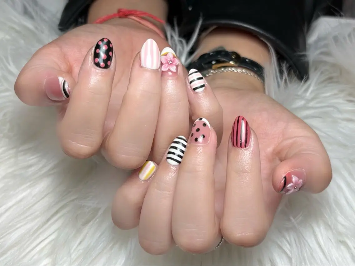 ネイル ハンドネイル ハンドケア Hi beauty 渋谷のネイルデザイン