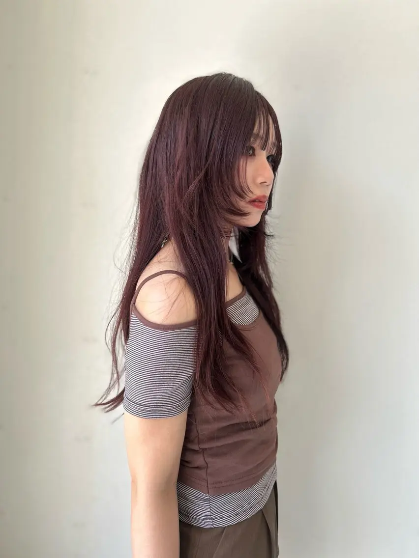 カット 本木 彩音のヘアスタイル