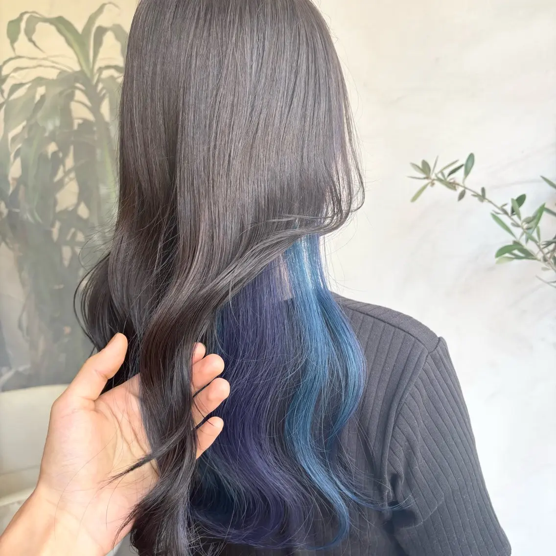 ロング カラー インナーカラー 梅原 姫🍬🐰のヘアスタイル