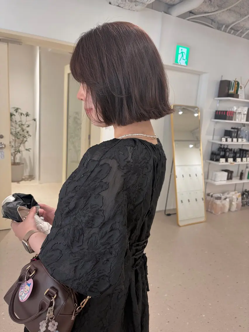 ミディアム ボブレイヤー ボブ レイヤーカット 箱崎 凪沙のヘアスタイル