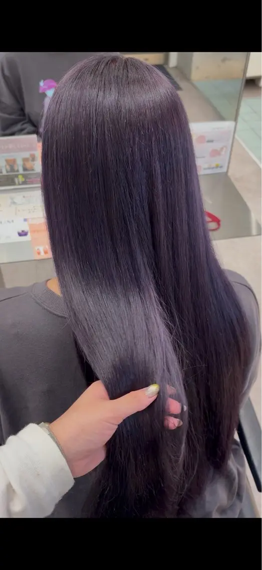 ロング 艶々ハイトーン🫧/ かのんのヘアスタイル