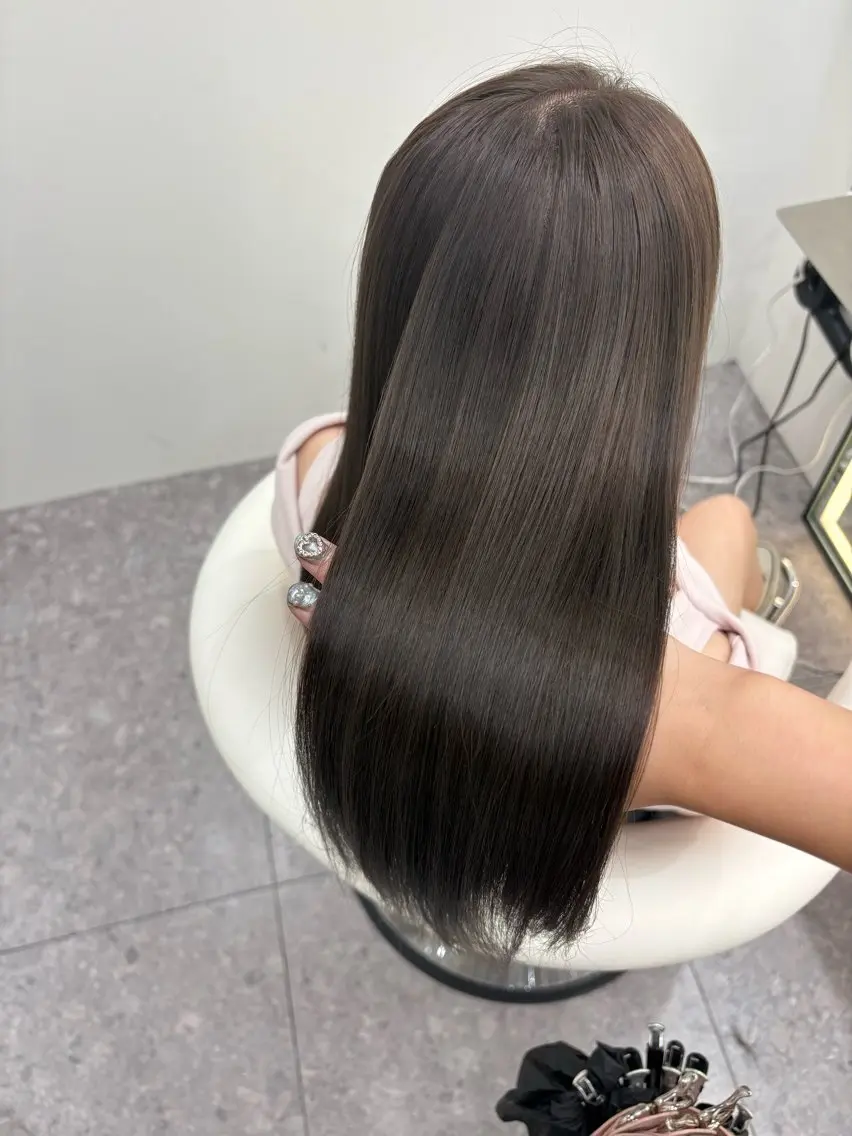 セミロング カラー グレージュ トリートメント カット ヘアカラー トリートメント 新宿/韓国ヘア 中明度カラー/かやのヘアスタイル
