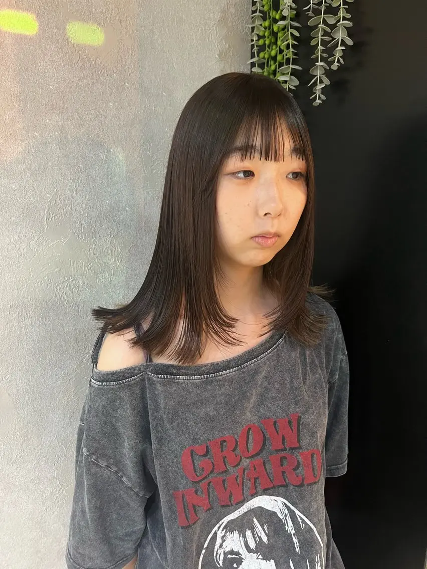 セミロング レイヤーカット カット CECIL 瑞希のヘアスタイル