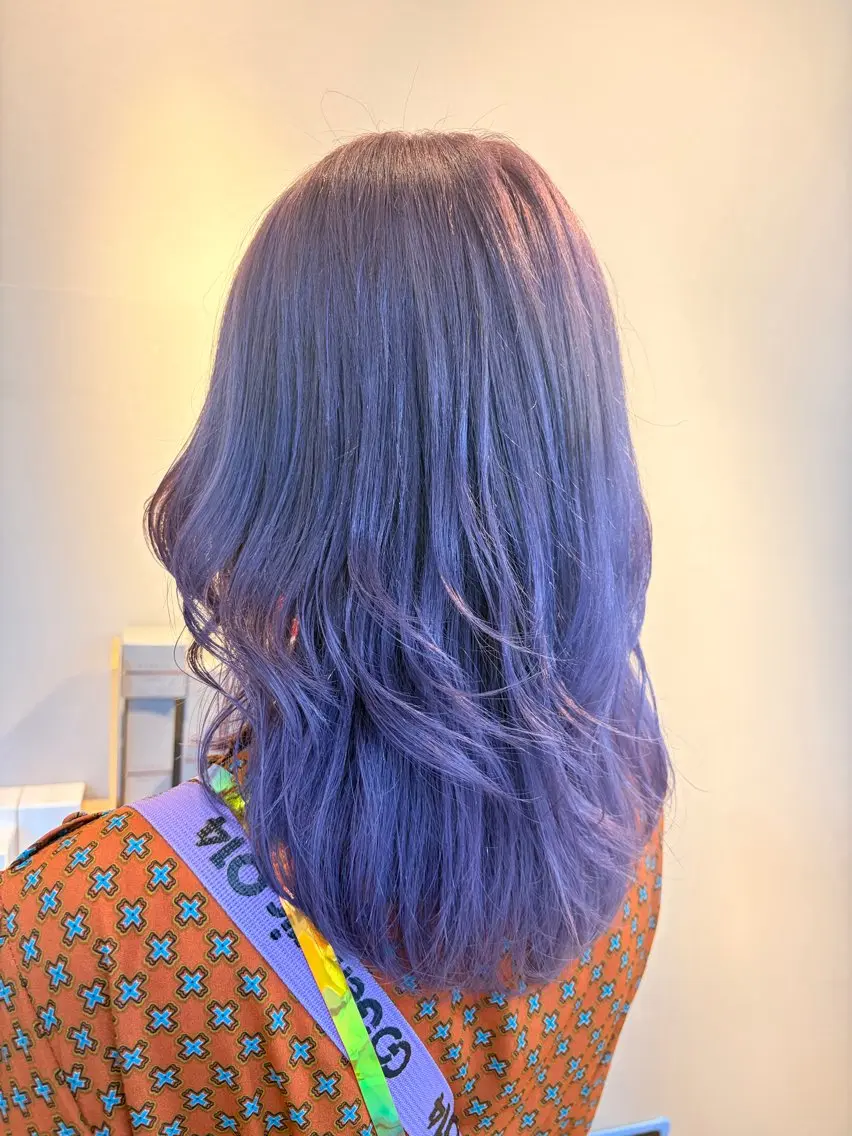 セミロング レイヤー/透けカラー ✨KANAのヘアスタイル