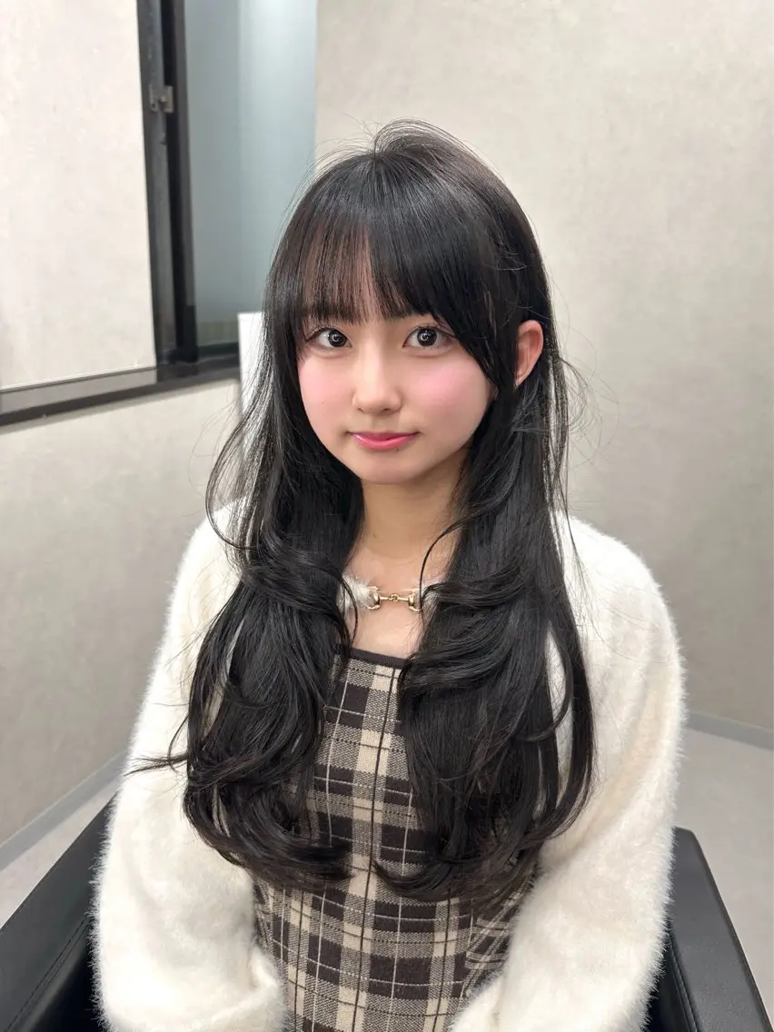 【ミディアム​〜​ロング✂️】カット＋簡単スタイリングレクチャーの写真