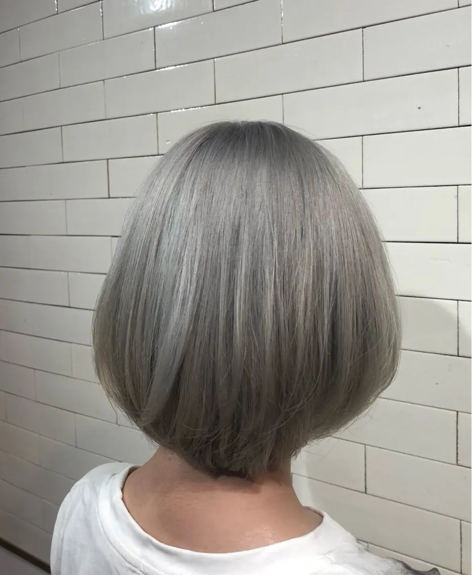 カット＋トリプルカラー(全頭ブリーチ2回＋カラー)💇‍♀️💇🌈【ケアブリーチ込み】の写真