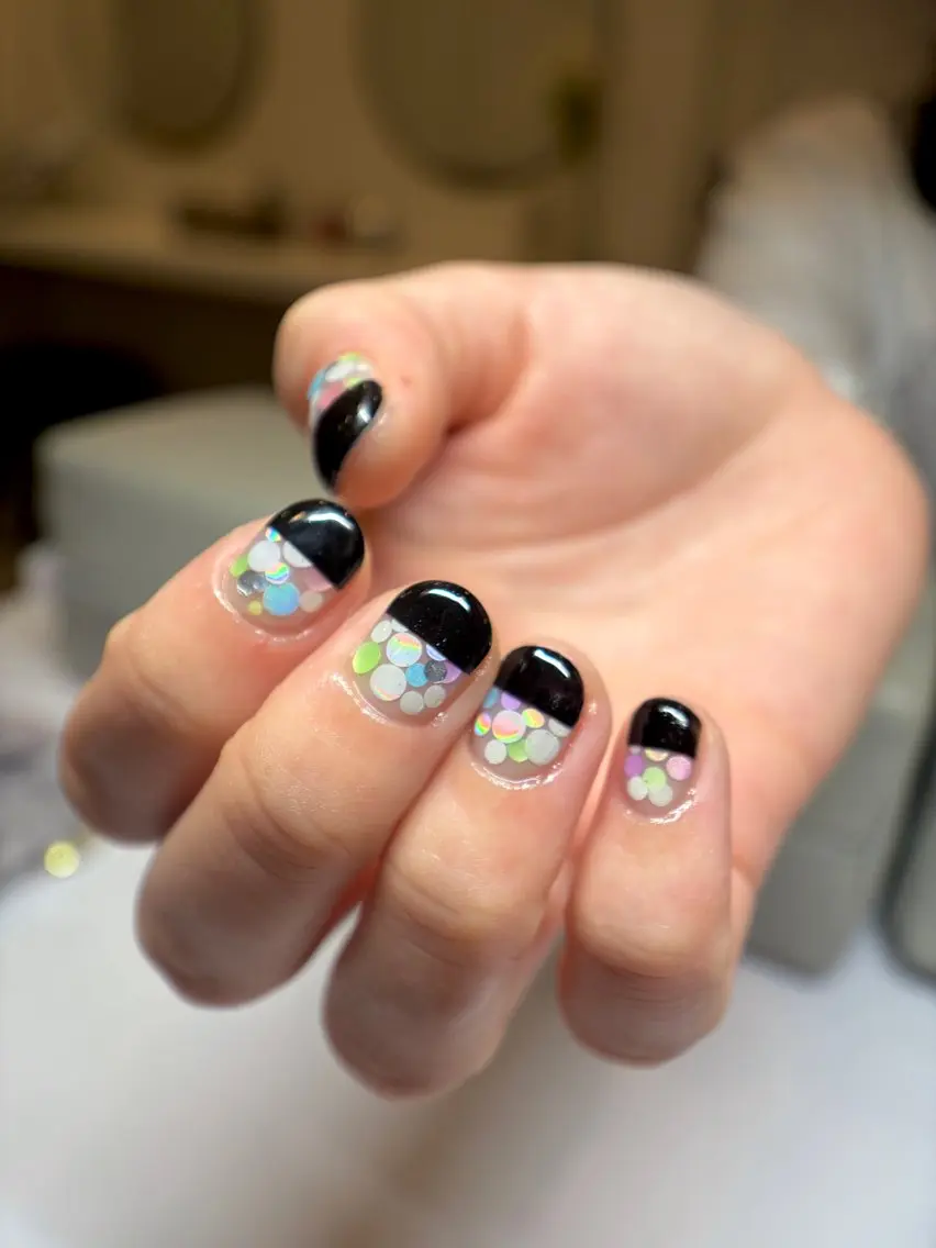ネイル ホログラムネイル ハンドネイル AOI💫 nailのネイルデザイン