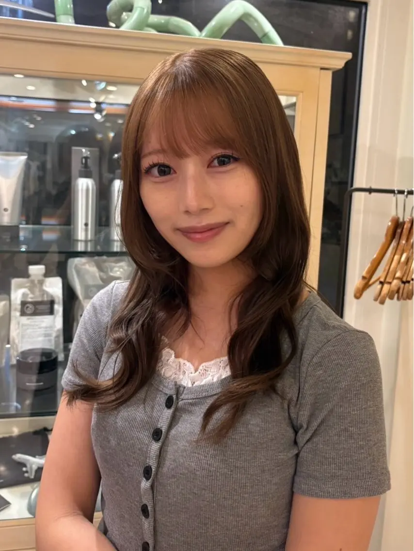 ミディアム 永田 茉莉花のヘアスタイル