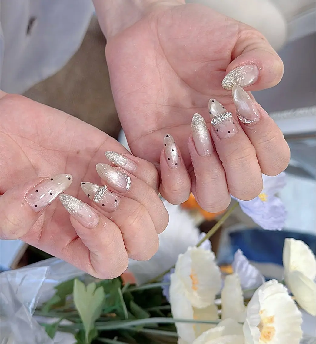 ネイル ハンドネイル ハンドケア NANA NAILのネイルデザイン
