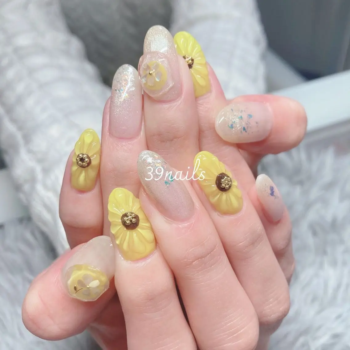 ネイル フラワーネイル ジェルネイル パラジェル ぷっくりネイル ブライダルネイル ハンドネイル 39-nails EharaMikuのネイルデザイン