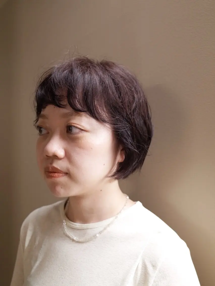 ショート カラー カット ヘアカラー アベ コハルのヘアスタイル