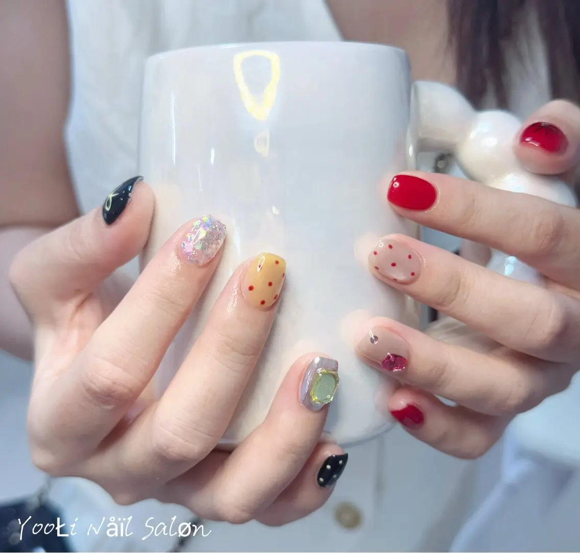 ネイル アートネイル オーロラネイル チークネイル フレンチネイル ガラスフレンチ ハンドネイル 🎀🎀YooLi Nail Salonのネイルデザイン