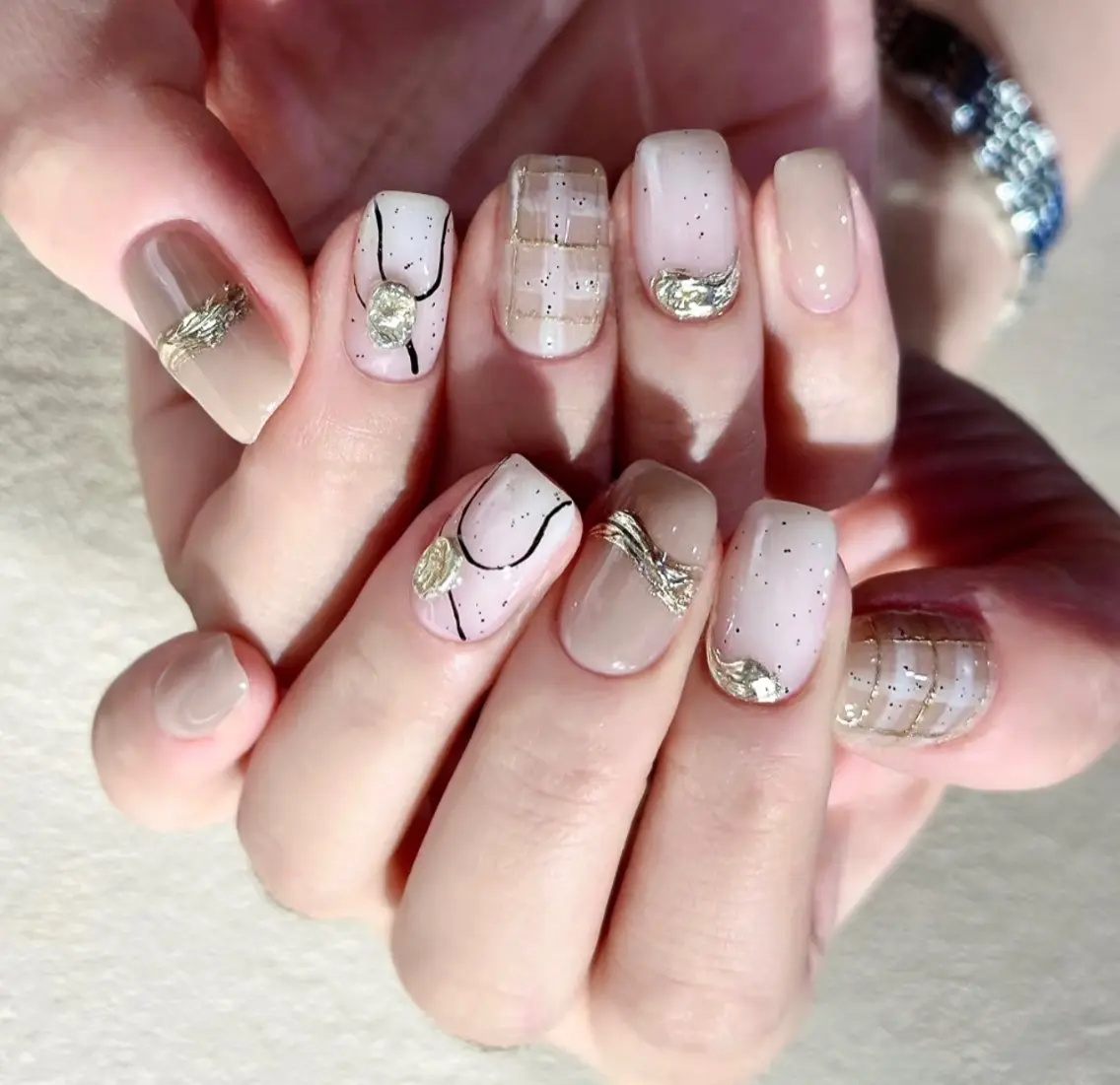 ネイル ハンドネイル ハンドケア 🍑 momo_nailのネイルデザイン