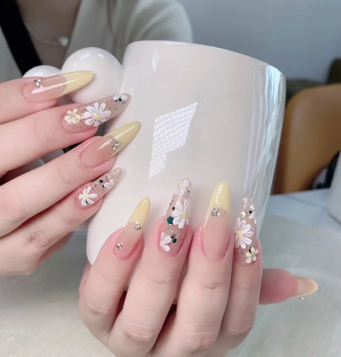 ネイル ハンドネイル Luvia Ginzaのネイルデザイン