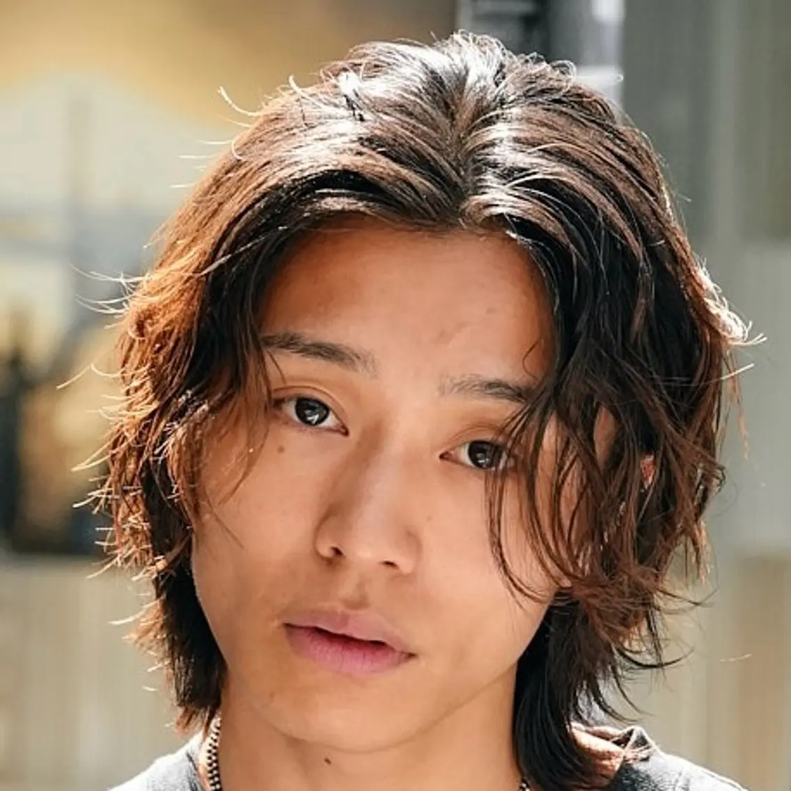 ミディアム パーマ メンズ カット パーマ 丸山 哲史のヘアスタイル