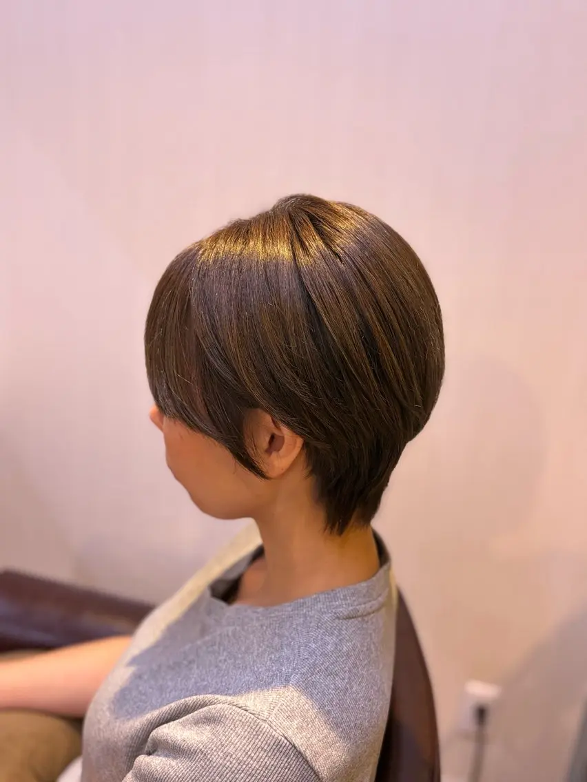 ショート パーマ くびれヘア ショートヘア カット ヘアカラー 上川畑 つかさのヘアスタイル