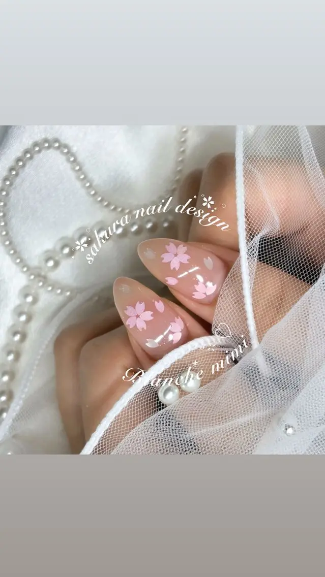 ネイル ハンドネイル Blanche mimi.u_aのネイルデザイン