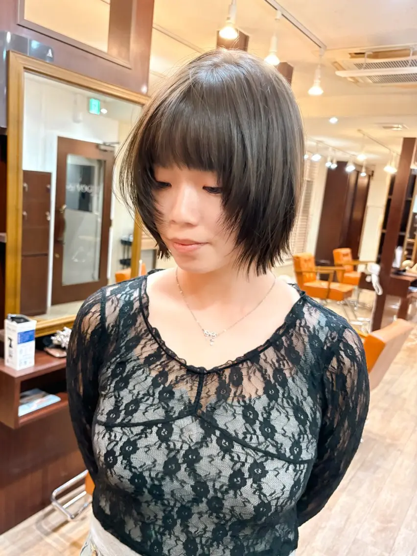 ショート カラー ヘアカラー トリートメント 宮本 泰周のヘアスタイル
