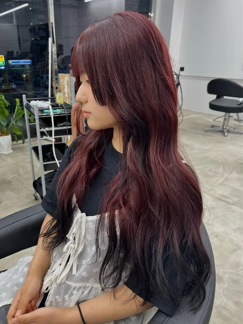 ロング ヘアカラー 酒井 美里のヘアスタイル