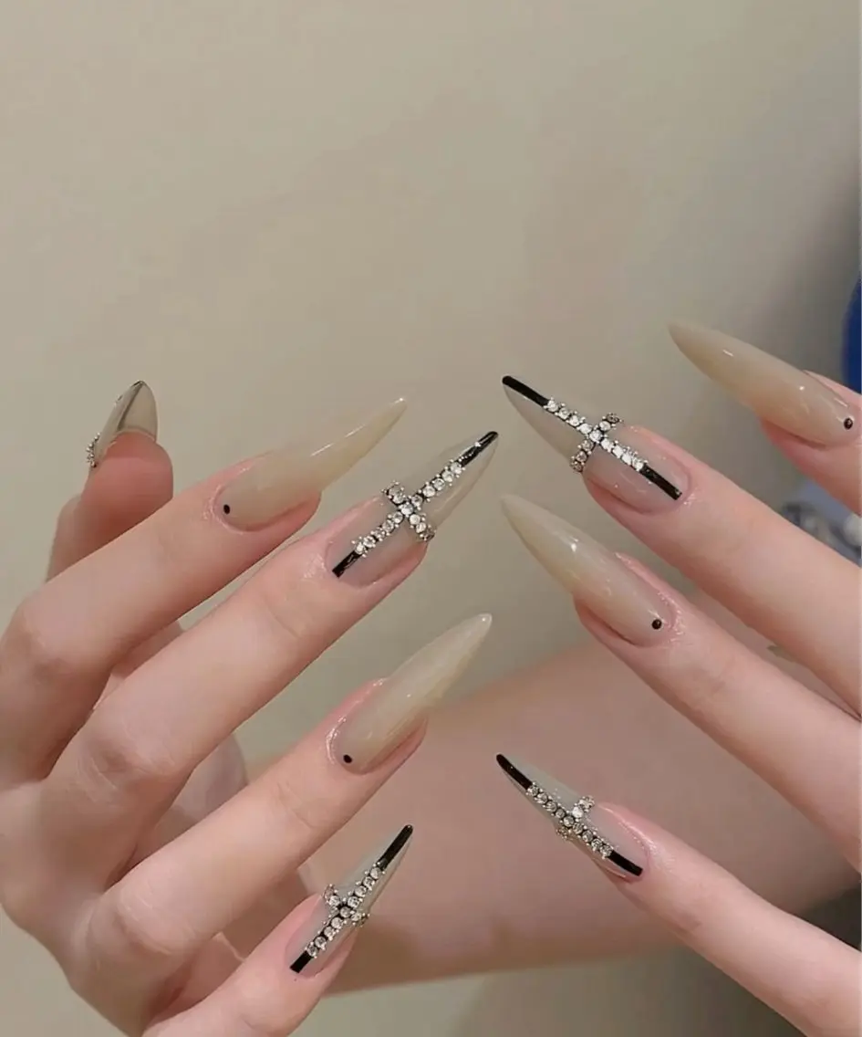 ネイル 長さ出し フレンチネイル グラデーション 韓国ネイル ロングネイル ハンドネイル Josie nail salonのネイルデザイン