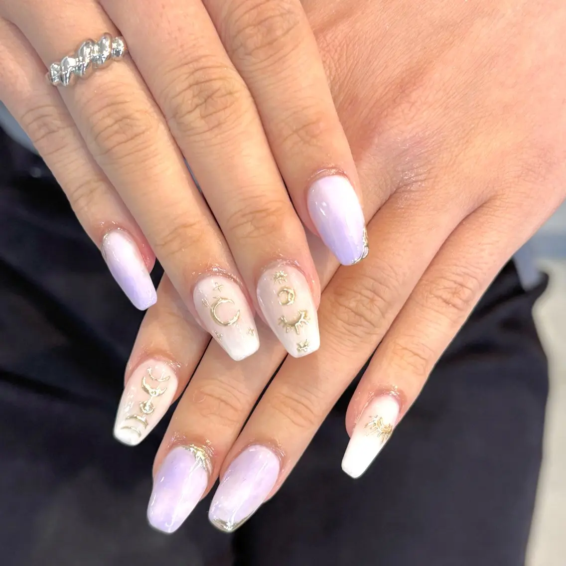 ネイル アートネイル ロングネイル ミラーネイル ニュアンスネイル スカルプネイル ハンドネイル Chipie_ ayanoのネイルデザイン
