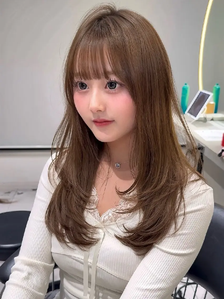 カラー セミロング カット ヘアカラー トリートメント 髪質改善/韓国ヘア /透明感カラー🧸のヘアスタイル