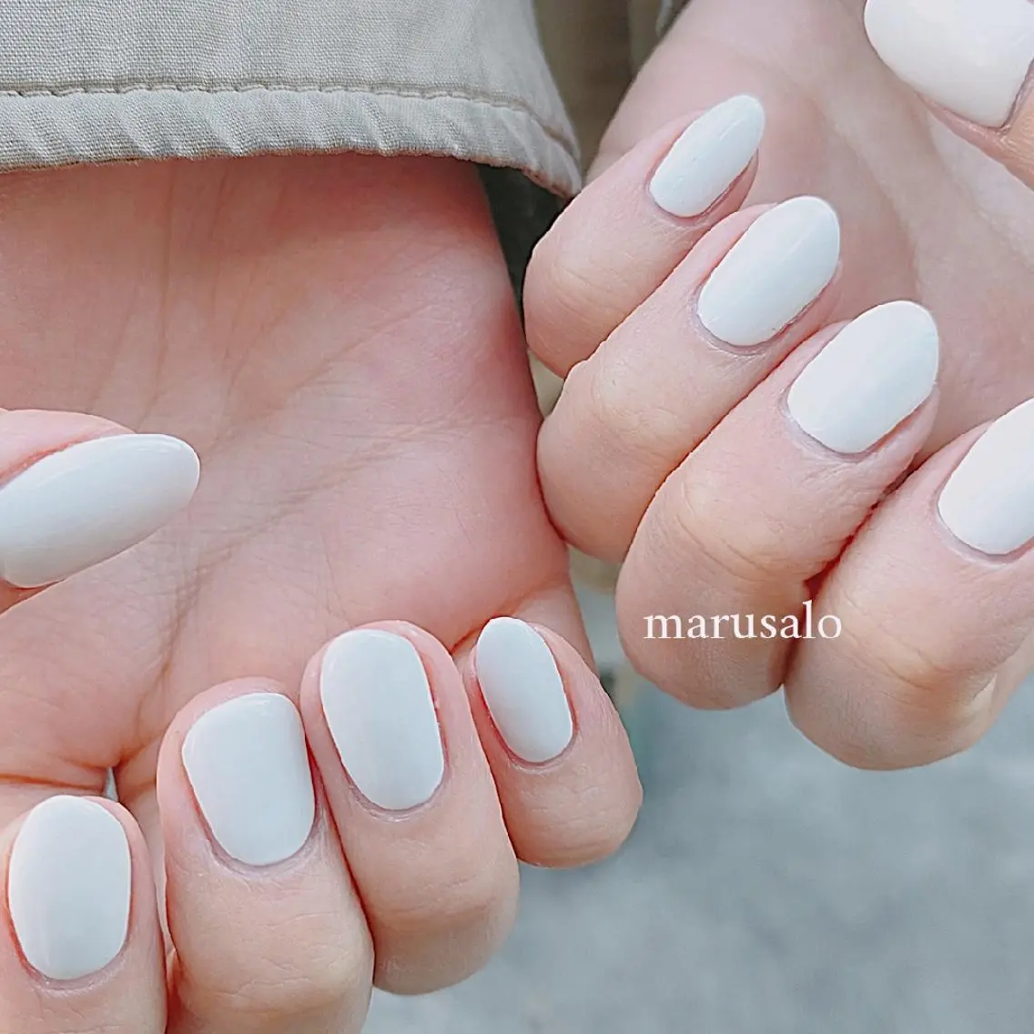 ネイル マットネイル ワンカラーネイル シンプルネイル ホワイト 冬ネイル ハンドネイル marusalo nailのネイルデザイン