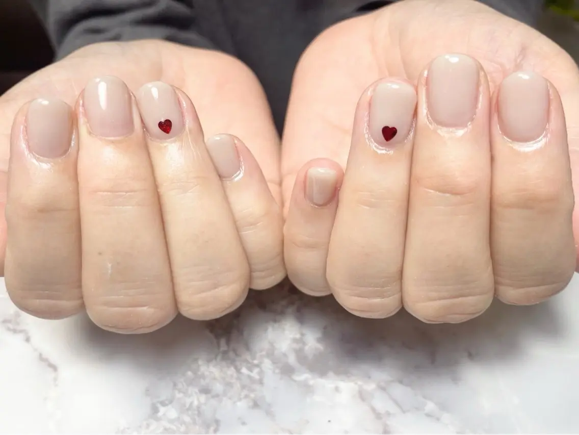 ネイル ジェルネイル ハート マグネットネイル ニュアンスネイル パラジェル ハンドネイル BLANC.nail yuuのネイルデザイン