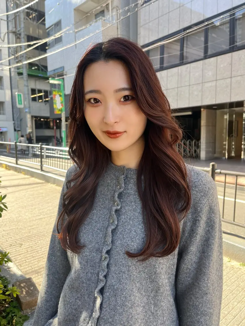 お出かけ前に🚪コテ巻きスタイリングの写真