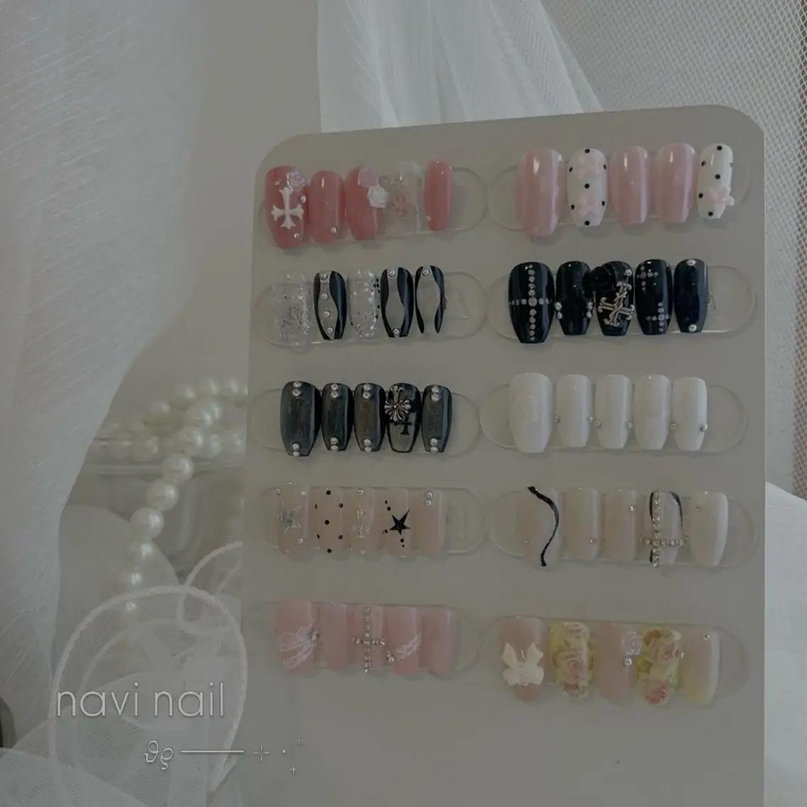 ショート ハンドネイル navi nail ayaneのネイルデザイン