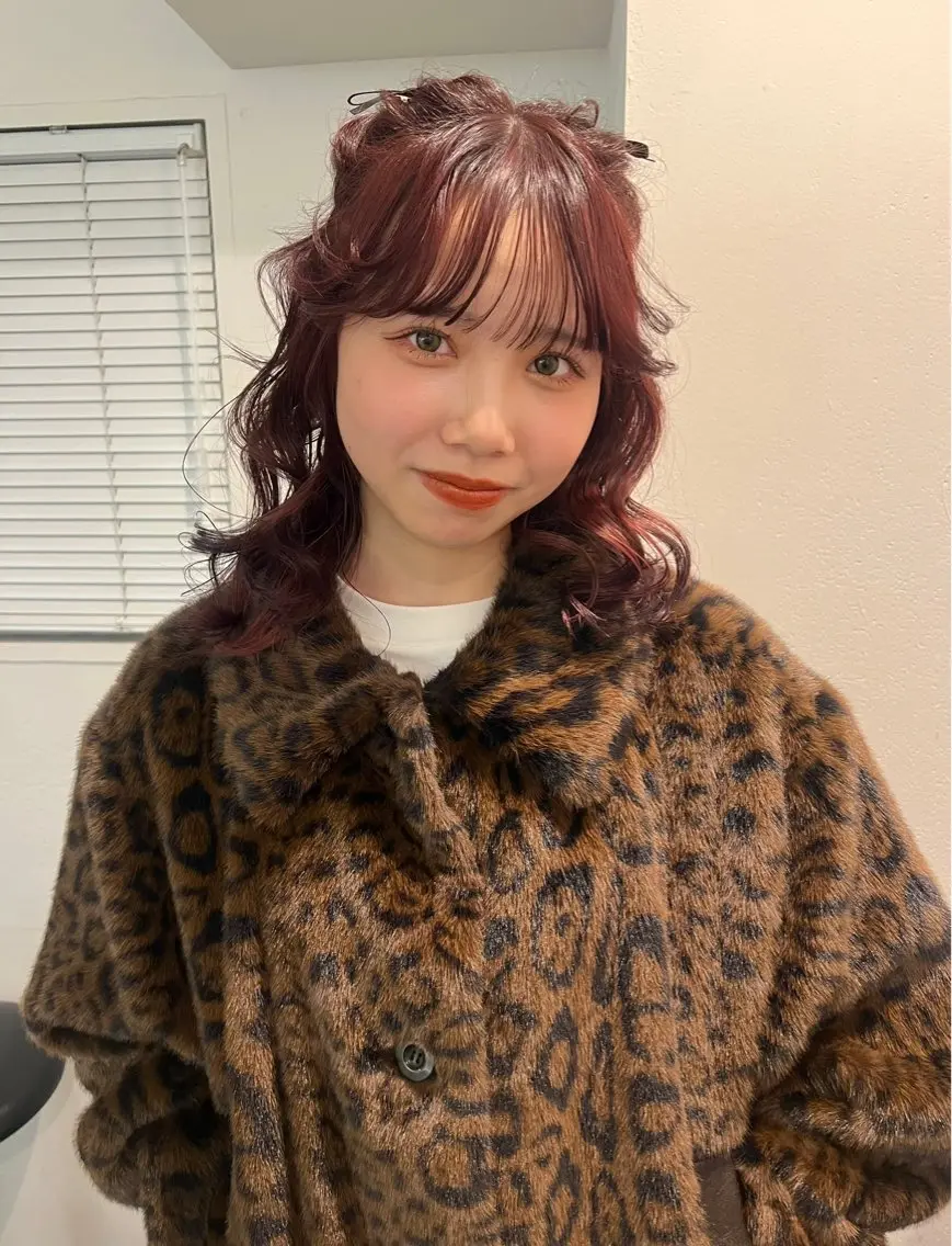 セミロング カラー ブリーチ ボルドーカラー ダブルカラー ブリーチなしカラー ピンクカラー カット ヘアカラー トリートメント kanami/ 中崎町美容室のヘアスタイル