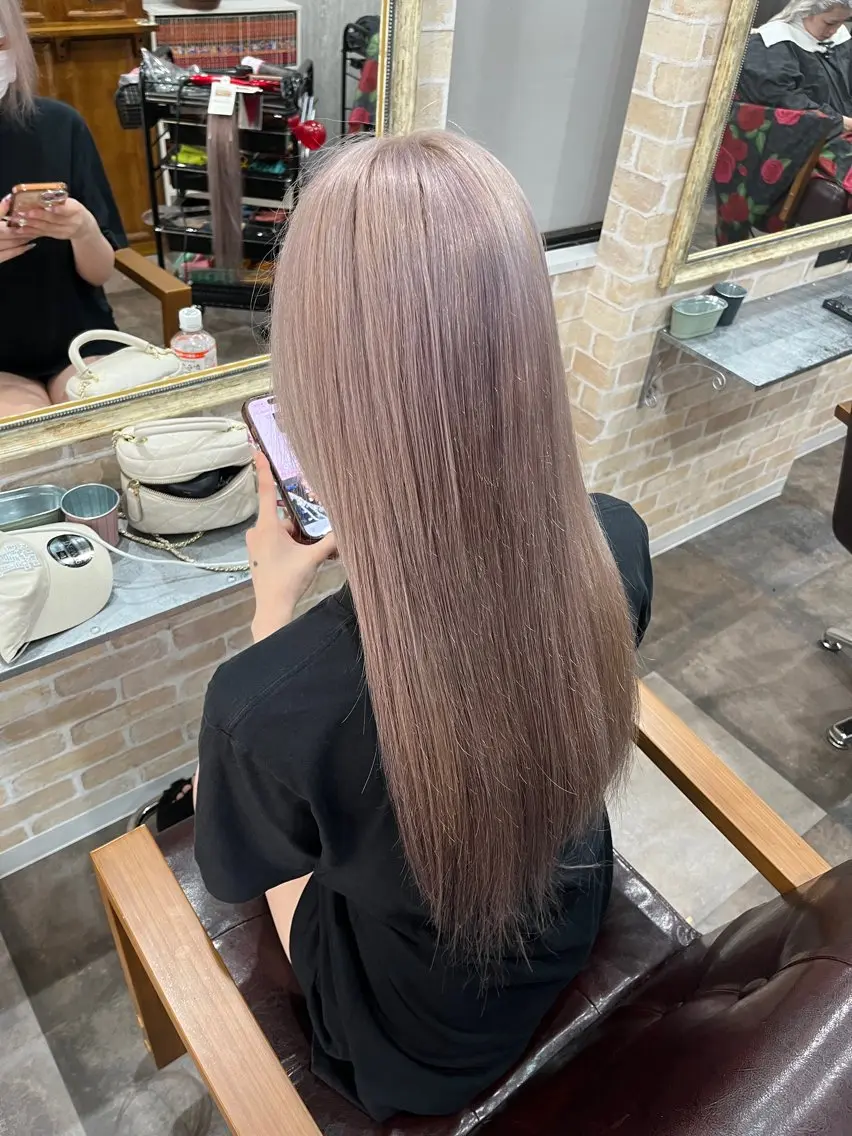 ロング カラー ヘアカラー エクステ haruto カラー ブリーチ・エクステのヘアスタイル