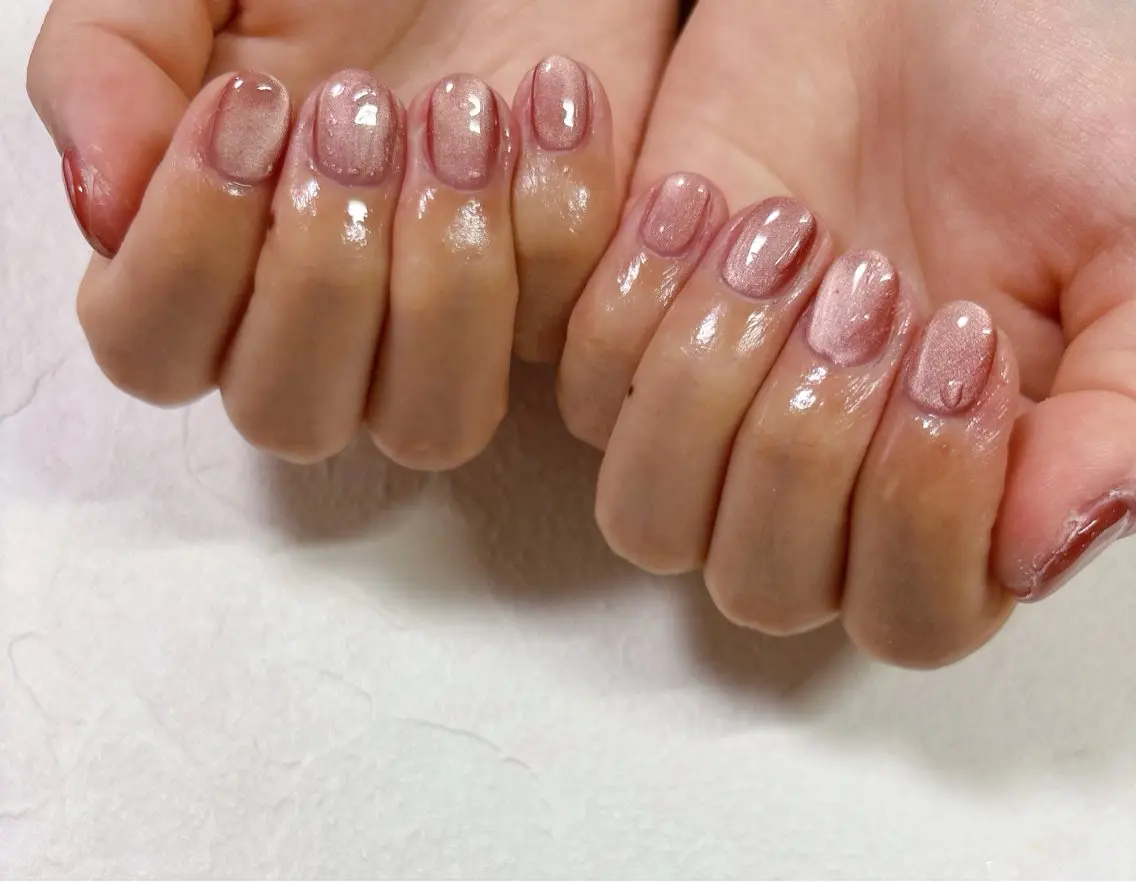 ネイル オーロラネイル フットネイル フレンチネイル ジェルネイル マグネットネイル ハンドネイル kiki nail &brow二子玉川のネイルデザイン