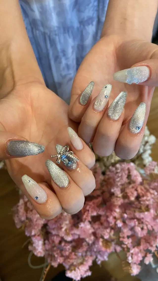 ネイル crystal ⭐︎ colorのネイルデザイン