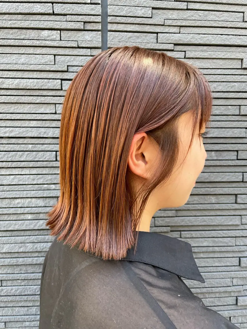 ショート 切りっぱなしボブ ボブ 暖色カラーボブカット 🍇⛄️佐藤愛里のヘアスタイル