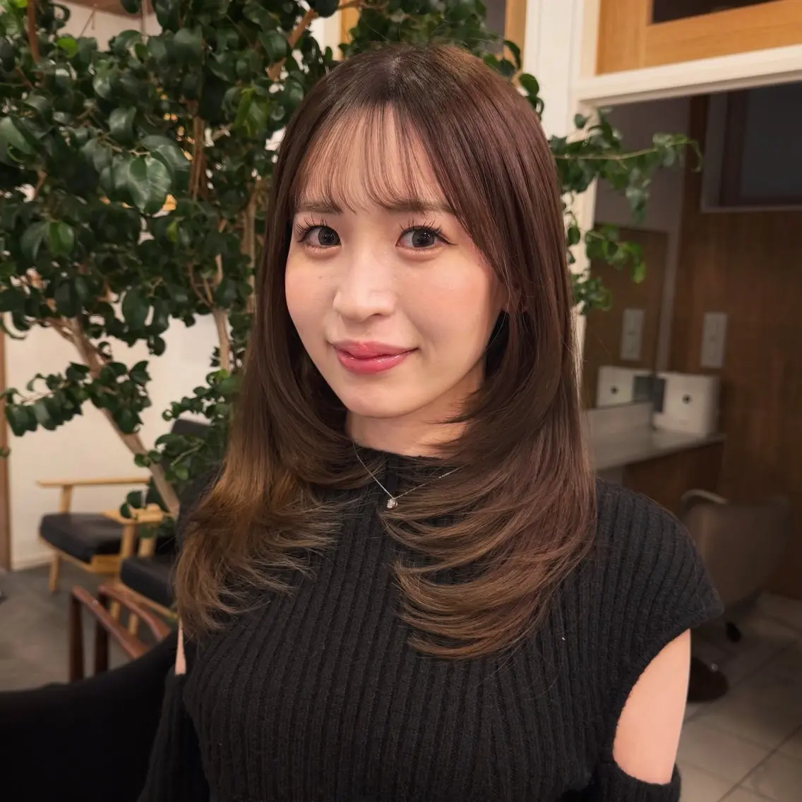 セミロング カラー カット ヘアカラー トリートメント たるみことり🌼 レイヤー・パーマのヘアスタイル