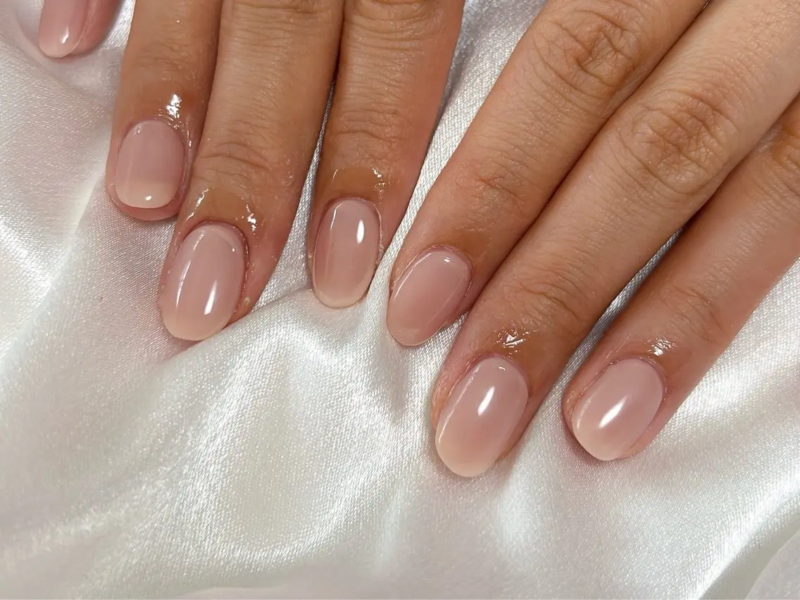 ネイル オーロラネイル 桜ネイル フラワーネイル フットネイル フレンチネイル ハンドネイル mogunail &blowのネイルデザイン