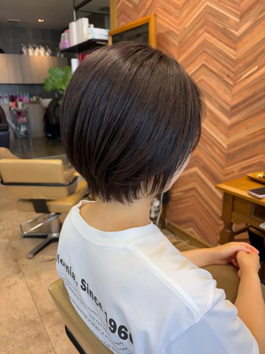 ショート 🤍韓国レイヤー カット🤍ヒマリのヘアスタイル