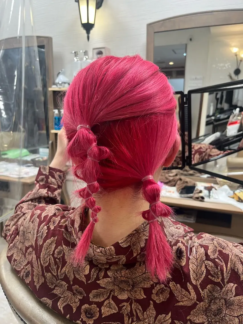 セミロング ツインテール 中村 由布紀のヘアスタイル