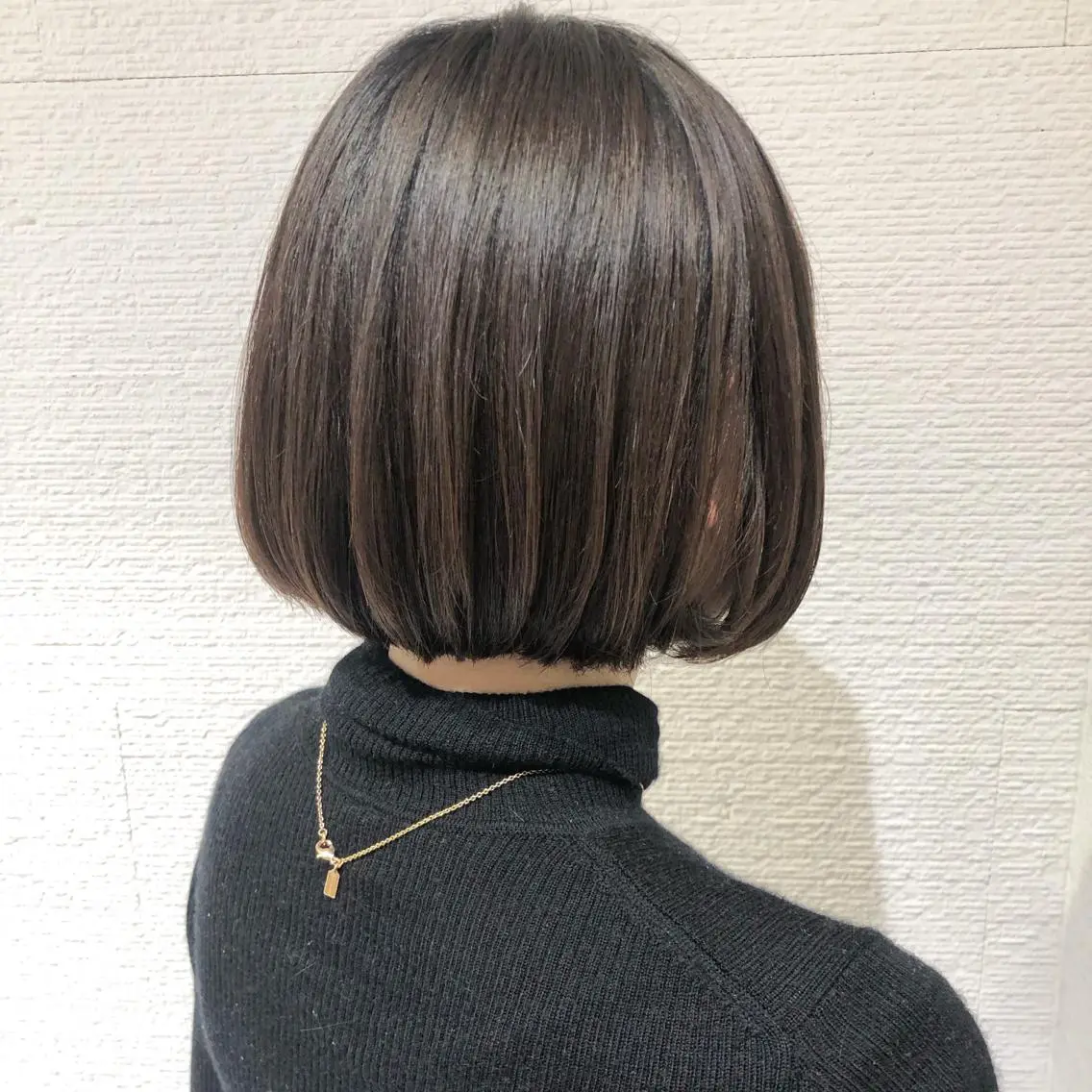 ショート 三鷹で1番ショート ボブをカットする新谷のヘアスタイル
