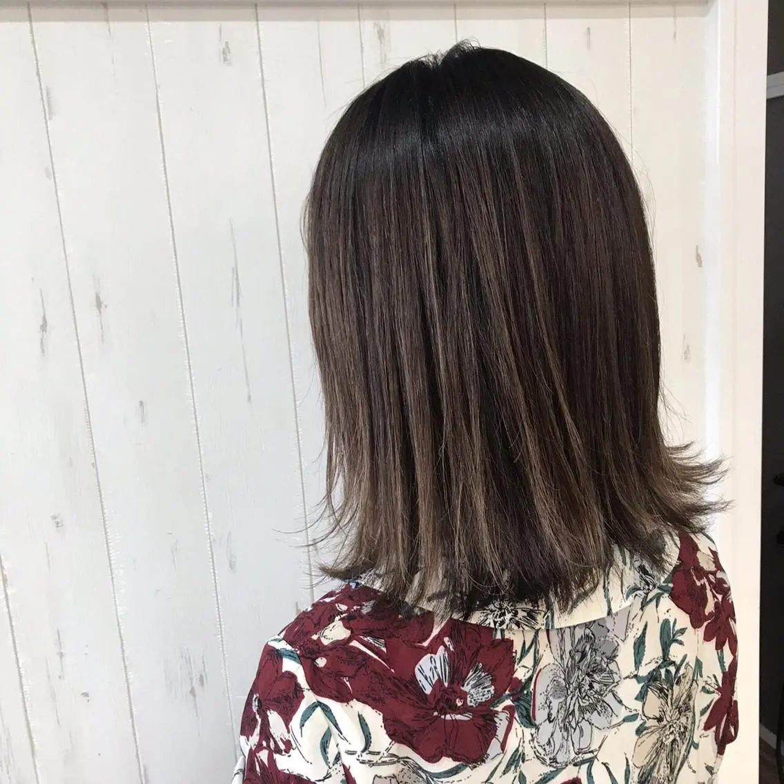 ミディアム カラー パーマ ヘアアレンジ キッズ ネイル マツエク・マツパ M字・前髪割れ 改善メンズ特化/栢沼のヘアスタイル