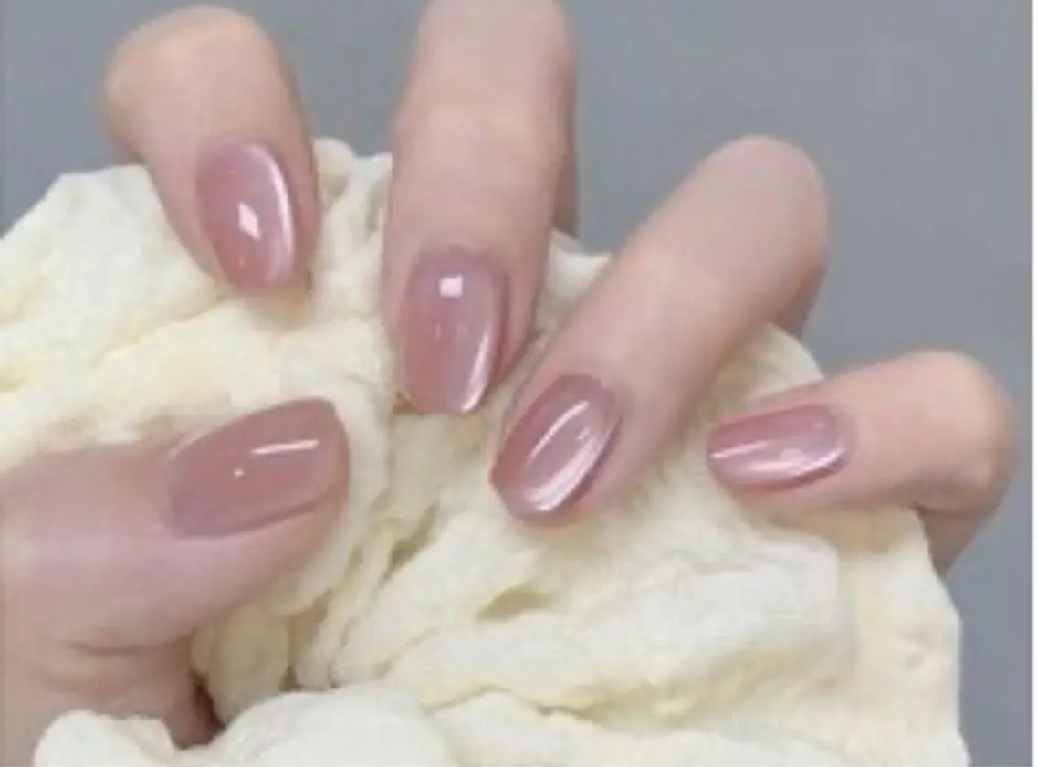 ショート ハンドネイル M+Nail 新宿のネイルデザイン