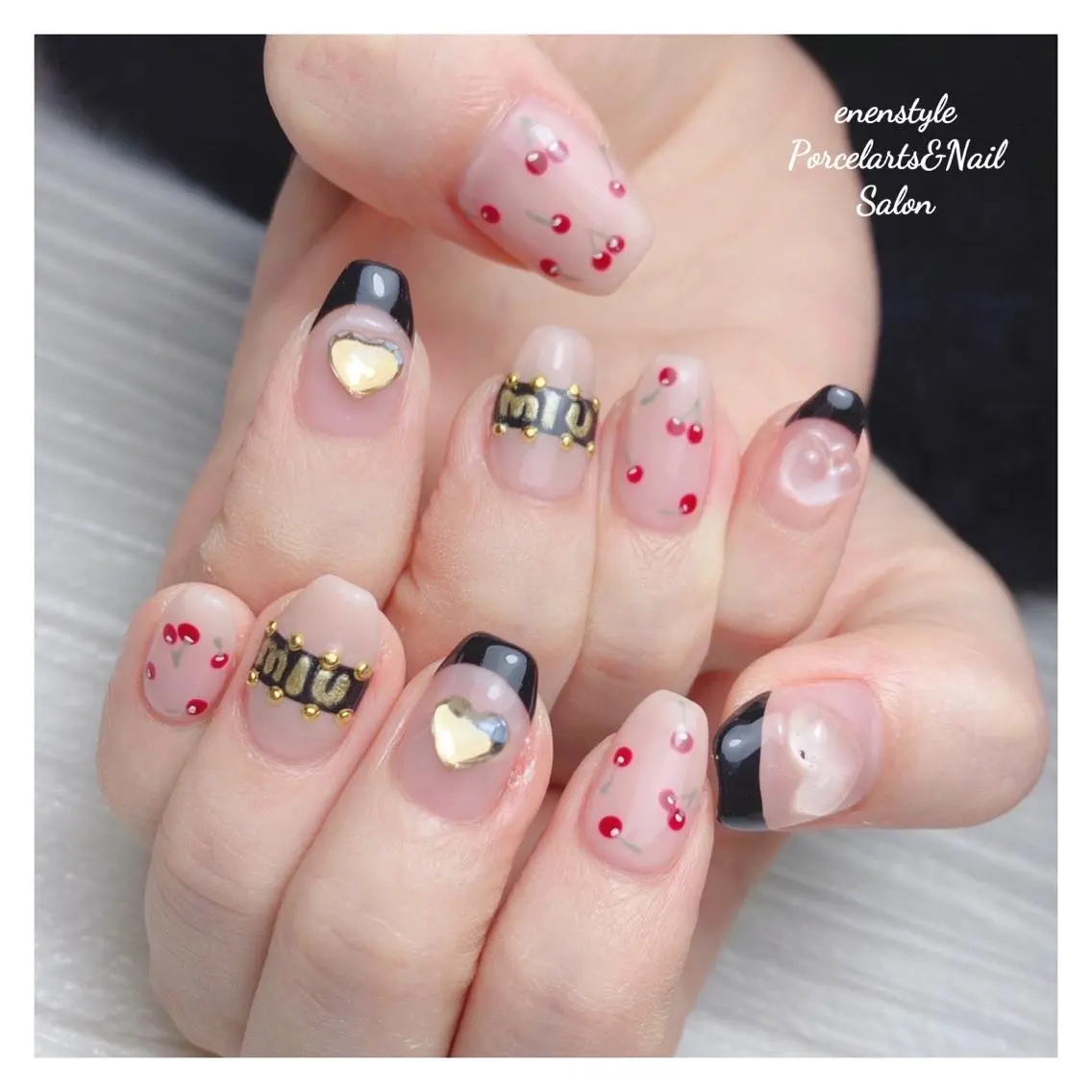 ミディアム ネイル 🐾enen style 🐾のネイルデザイン